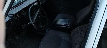 vaz 2107 şit: Lada 2107, ağ rəngli sedan. Texniki xüsusiyyətlər və detalları: - — 6