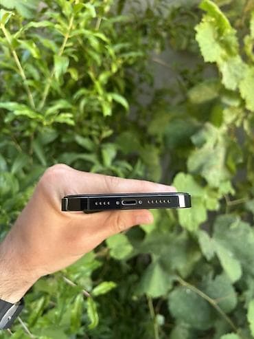 iphone 17 pro max silver: IPhone 13 Pro Max, 256 GB, Graphite, Face ID — 7