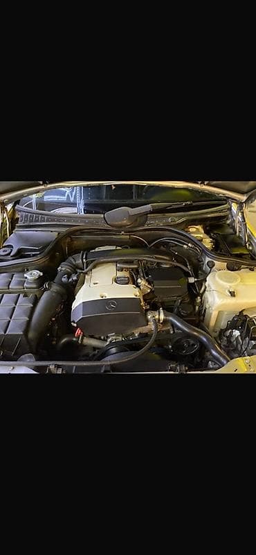 Mercedes-Benz C-Class: 1.8 l | 1998 il Sedan — 5