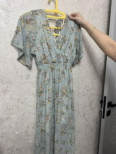 Plaşlar: Qadın geyim dəsti – 3 fərqli tunika/kofta 1) Qara fonlu, rəngarəng — 10