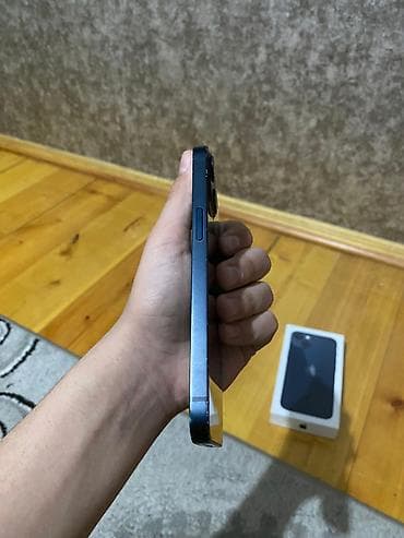 ipona: IPhone 13, Midnight — 5