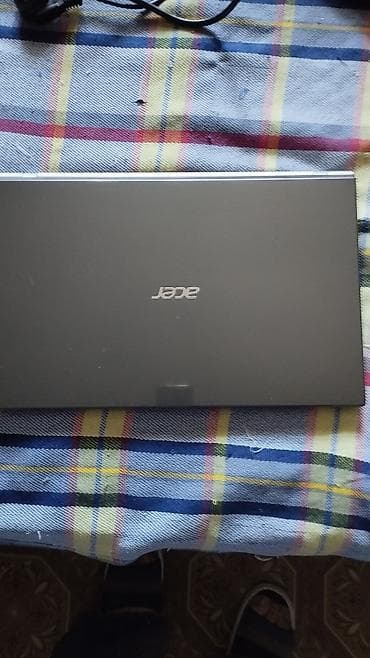 acer blue laptop: Acer noutbuk (şassi və batareya bölməsi göstərilib) - Brend: Acer - — 4