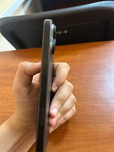 16 pro max ikinci el: IPhone 16 Pro Max, 256 GB, Qara, Face ID — 3