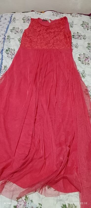 ağ don modelləri: Qadın geyimləri dəsti - Qırmızı qısa don: Dizə qədər uzunluq, yarı — 2