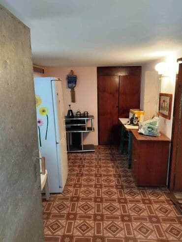 kirdite evler: Bülbülə qəs. 7 otaqlı, 340 kv. m, Orta təmir — 12