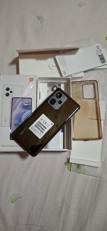 Xiaomi redmi not 12 Pro+ Ram 8gb Yaddaş 256gb Ideal veziyetdedi. Qutu