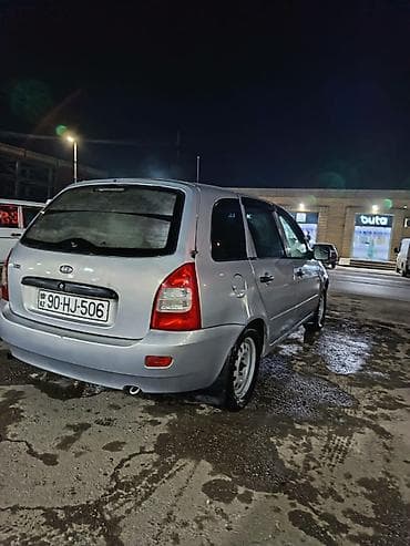 vaz 2017: LADA Kalina Universal (station wagon), gümüşü rəng. - Kuzov: 5 qapı — 6