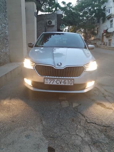 Skoda Fabia: 1 l | 2020 il 95000 km Universal lalafo.az -da Skoda Fabia: 1 l | 2020 il 95000 km Universal