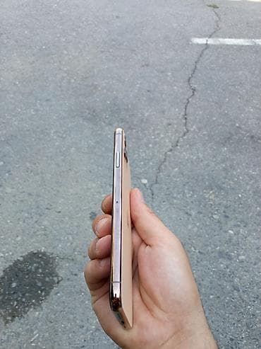 iphone 11 pro max original: IPhone 11 Pro Max, 64 GB, Matte Gold — 4