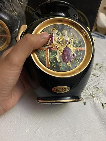şaxta baba sekli: Vaza dəsti, Keramika — 2