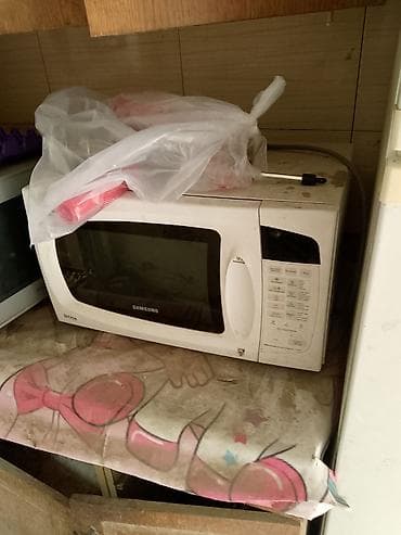 mini pec: Samsung mikrodalğalı soba - Rəng: ağ - Ön hissədə şüşə qapı, mexaniki — 1