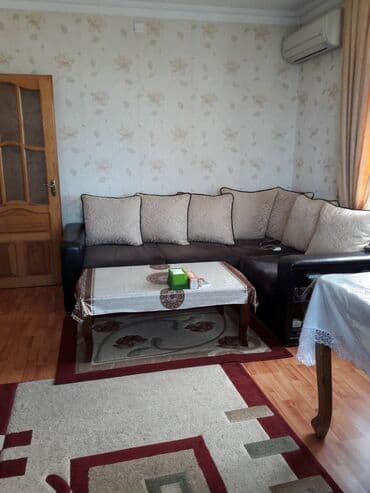 at yalında evlər: Sumqayıt, 3 otaqlı, Köhnə tikili, 50 kv. m — 1