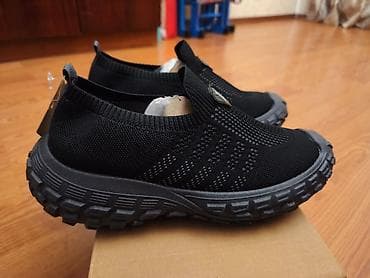 krosofka: Qara rəngli slip-on idman ayaqqabısı - Üst hissə: nəfəsalan toxunma — 2