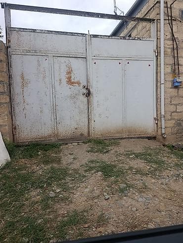 islenmis seyf qapi: Darvaza satilir, 3,55 eni, 3 m, hundurluyu, curuyu yoxdur, sadece — 1