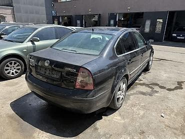 volkswagen passat 1: Volkswagen Passat B5 1.9 dizel 2001 il sökülür ehtiyat hissəsi kimi — 8