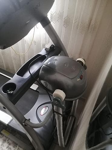 Elektrikli qaçış trenajoru – evdə kardio və fitnes üçün çoxfunksiyalı — 4