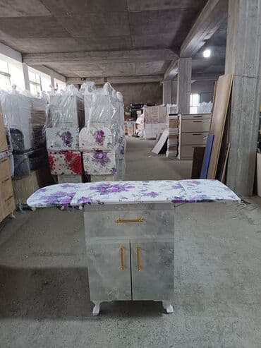 ütü masa: Məhsul: Üstü ütü masası olan dolab Təsvir: - 2-si 1-də funksional — 2