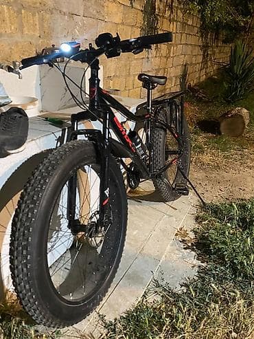 Fat Bike dağ velosipedi - Korpus: Alüminium ərintisi çərçivə