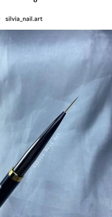 prada eynək: Nail art üçün incə xətt fırçası - Ultra-nazik, uzun uclu sintetik — 1
