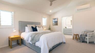 otaq yoldawi: Global Hotel Baku Ekonom otaq - 25 azn, bir ay 500 azn standart otaq - — 1