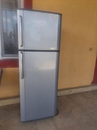 Soyuducular: 2 qapılı Samsung Soyuducu Satılır, rəng - Gümüşü — 2