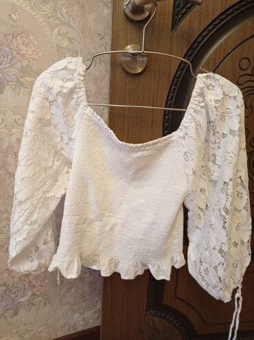 Köynək və bluzalar: Köynək.baha alinib 1 dəfə geyinilib — 1