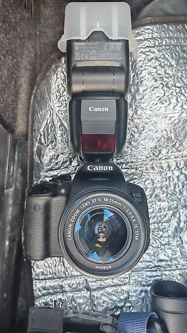 Canon EOS 700D fotoaparat dəsti - Fotoaparat: Canon EOS 700D (EOS — 4