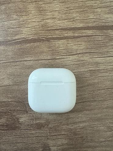 Qulaqcıqlar: Satılır – Orijinal AirPods 4 Orijinal AirPods 4 satılır. 7 ay əvvəl — 2