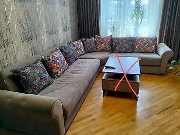 Künc divan 300₼. ölçüləri 3.20/2.50, iki tərəfi açılır, bazalıdır