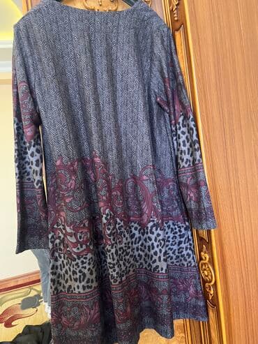 2 ci əl geyimlər: Razmer44-46.Xalqlar metrosuna çatdırılma ödənişsizdir.Vəziyyəti — 2