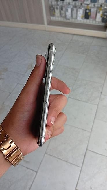 iphobe se 2016: IPhone 11 Pro, 64 GB, Gümüşü, Face ID — 6