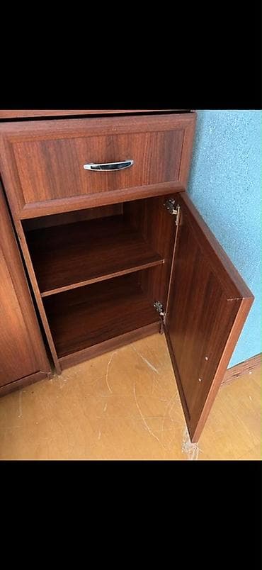 divar refleri: Dəhliz üçün aynalı dolab dəsti - Material: taxta-laminat (qoz — 3
