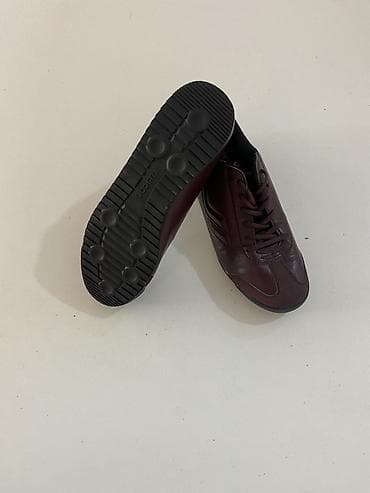 krosofka: Qara slip-on idman ayaqqabıları - Üst hissə: nəfəsalan toxunma parça — 3