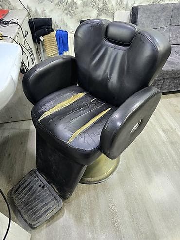 Işıenmişdi acilir qalin demirdi .sadece oturacaginin