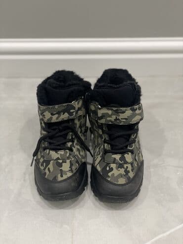 Flodan almiwig. 1-2 defe giyinilib 
Razmer 34