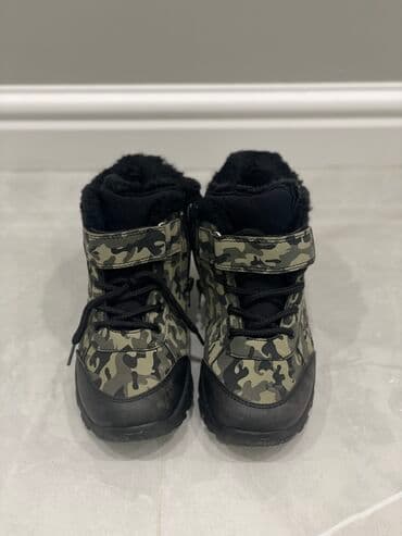 24 saat baytarliq: Flodan almiwig. 1-2 defe giyinilib 
Razmer 34 — 1