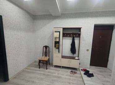 ehmedlide menziller: Həzi Aslanov metrosunun yaxınlığında ramiz quliev kucesində 17 — 7