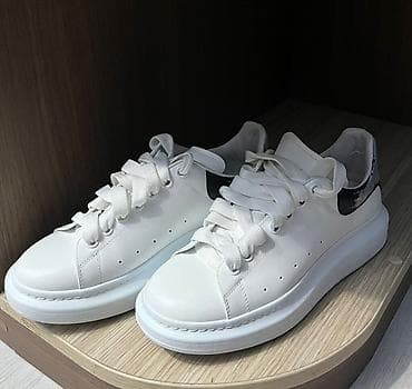 Ayaqqabılar: Orijınal Alexander McQueen Ağ rəngli uniseks krossovkalar - — 1