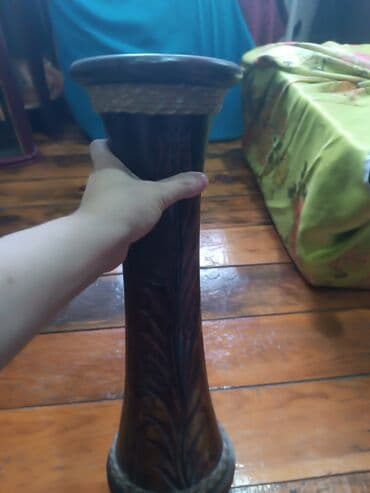 Sandıqlar: Gül qabl. Təmiz kramika

Unvan yeni yasamal — 1