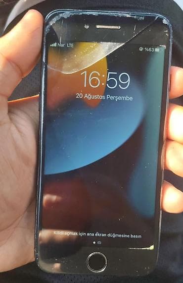 iphone 13 min: IPhone 7, Qara — 3