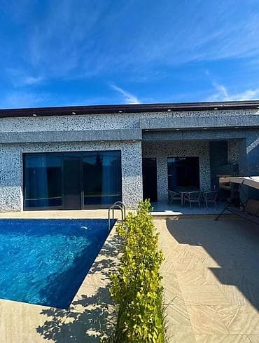 Buzovna Denize Yaxın Günlük mini Villa Isti Hovuzla