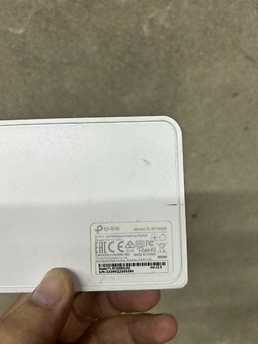 TP-Link TL-SF1008D – 8 portlu 10/100 Mbps masaüstü şəbəkə switchi