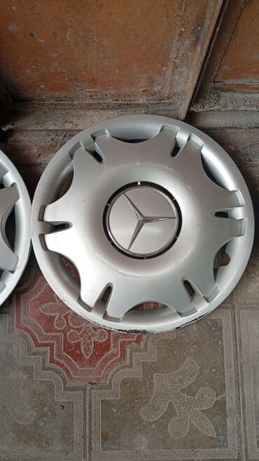 disklər r16: Б/у Колпак Mercedes-Benz R 16 — 4