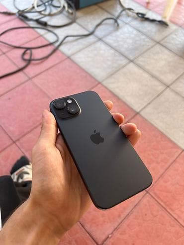 note 15: IPhone 15, 128 GB, Qara — 3