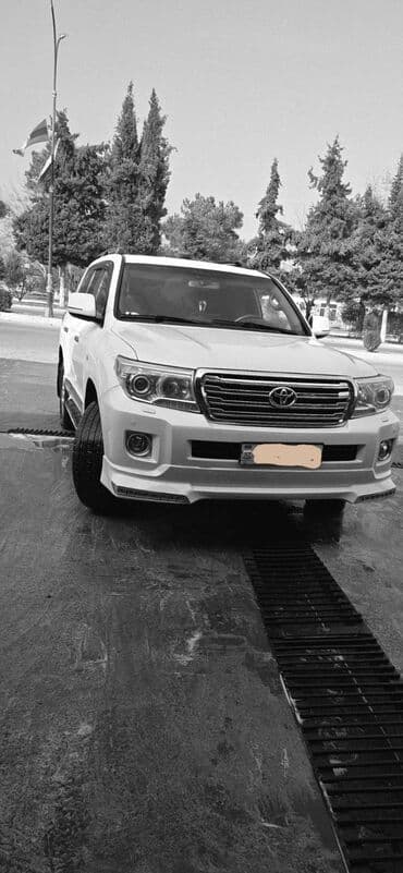 Toyota Land Cruiser: 4 l | 2010 il Ofrouder/SUV