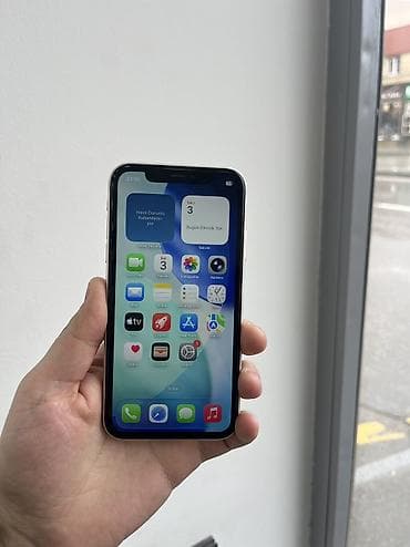 iphone telefonu: IPhone 11, 64 GB — 2