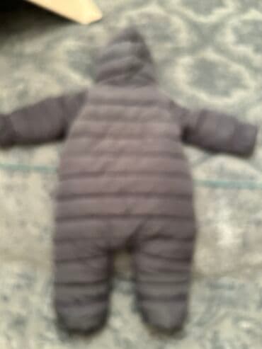 kurtka qiymətləri: H&M qışlıq kurtka.6-9 ay — 7