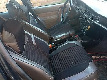 w202 bufer satilir: Mercedes-Benz 190D (W201) sedan - Kuzov: qara rəng, 4 qapılı sedan — 7