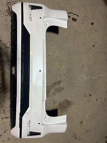 kamaz kuza: Məhsul: Arxa bamper (ağ, qara diffuzorlu) Təsvir: Changan Cs 55 plus — 1