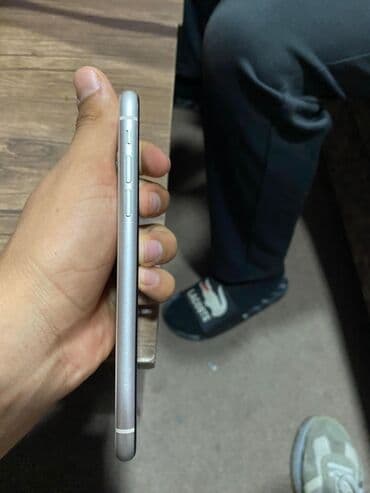 rengli printer satilir: IPhone 11, Серебристый — 4